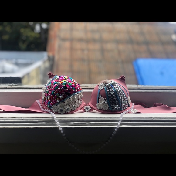 Rave Bra - Picture 2 of 3